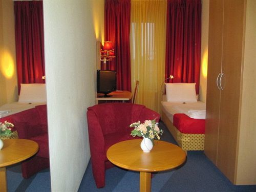 Hotel Am Hauptbahnhof Schwerin  Exteriér fotografie