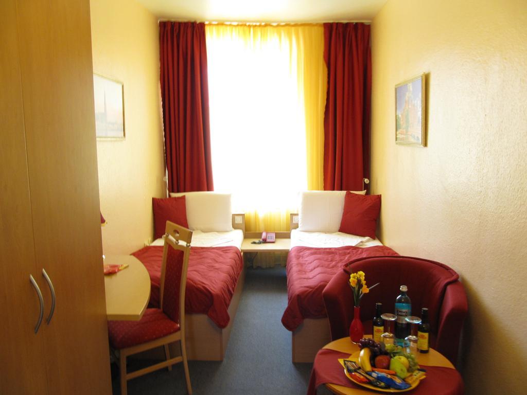 Hotel Am Hauptbahnhof Schwerin  Exteriér fotografie